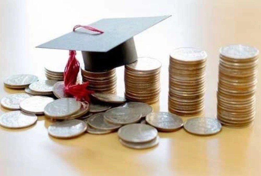 Pendidikan: Hak Rakyat atau Angka yang Bisa Dikurangi?